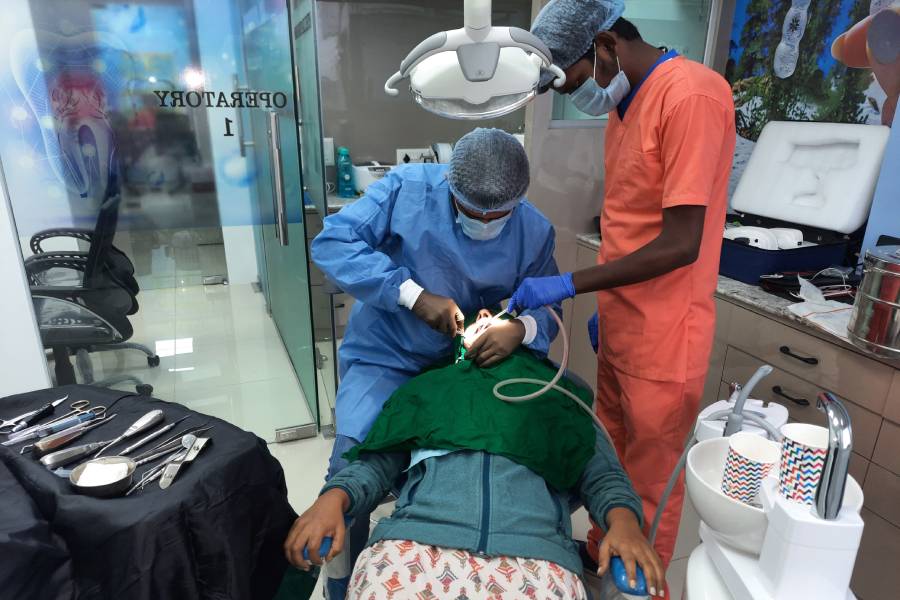 Experienced Dentist in Hinjewadi _ Root Canal Treatment _ Dental Implant Aligners, Braces, Implants (3)